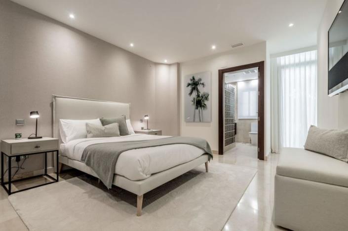 Image No.18-Villa de 7 chambres à vendre à Nueva Andalucia