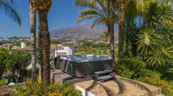 Image No.31-Villa de 7 chambres à vendre à Nueva Andalucia