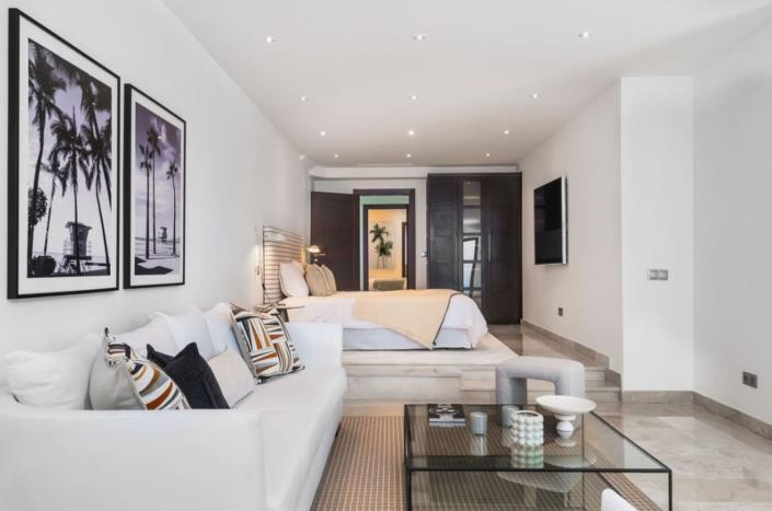 Image No.41-Villa de 7 chambres à vendre à Nueva Andalucia