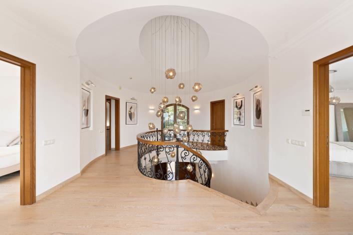 Image No.21-6 Bed Villa for sale