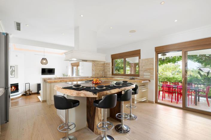 Image No.30-6 Bed Villa for sale