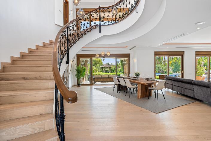 Image No.34-6 Bed Villa for sale