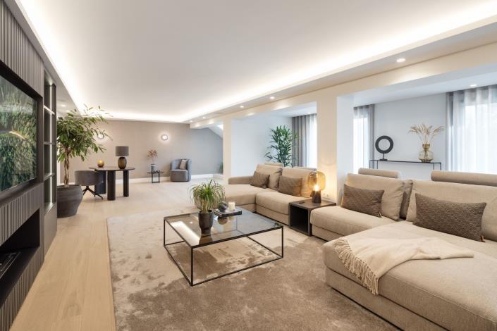 Image No.52-5 Bed Villa for sale