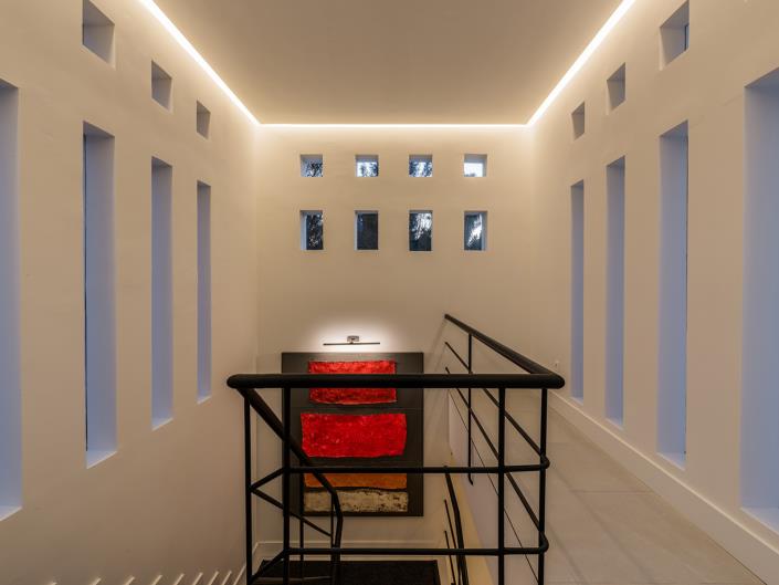 Image No.52-5 Bed Villa for sale