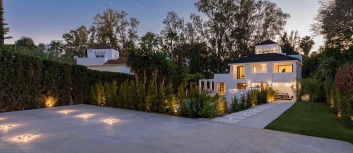 Image No.53-5 Bed Villa for sale