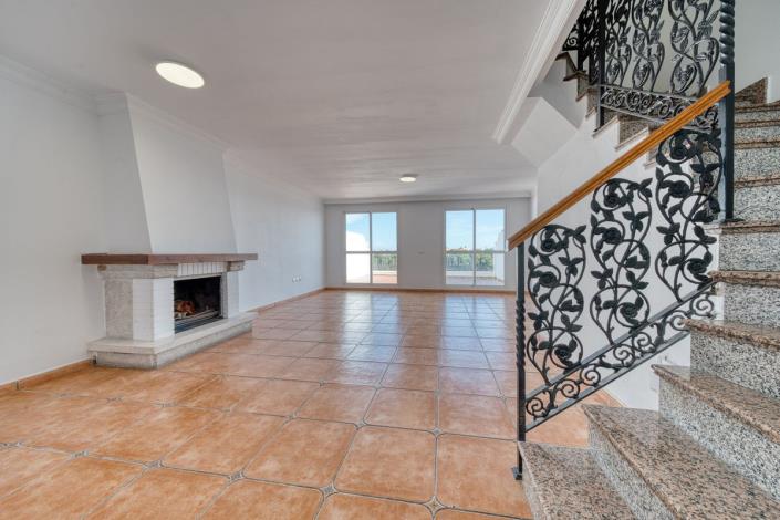 Image No.4-5 Bed Townhouse for sale