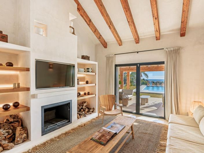 Image No.6-6 Bed Villa for sale