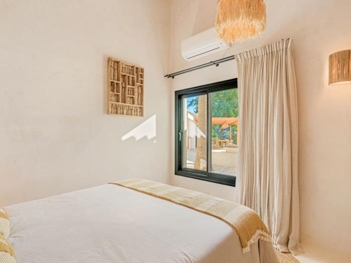 Image No.14-6 Bed Villa for sale