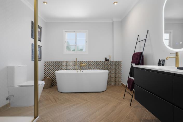 Image No.16-4 Bed House/Villa for sale