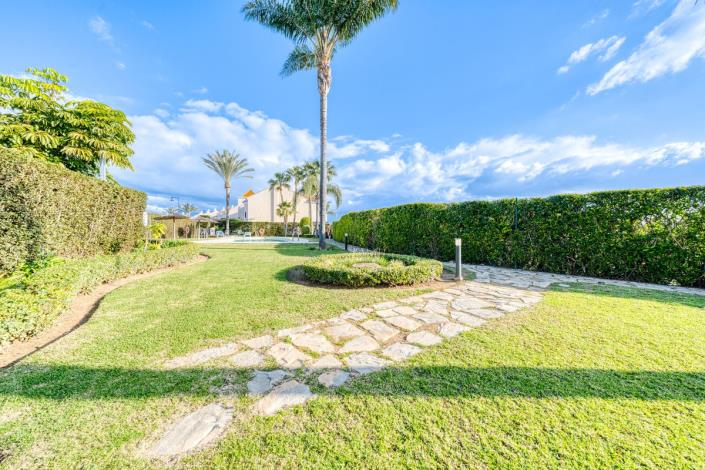 Image No.5-3 Bed Semi-Detached for sale