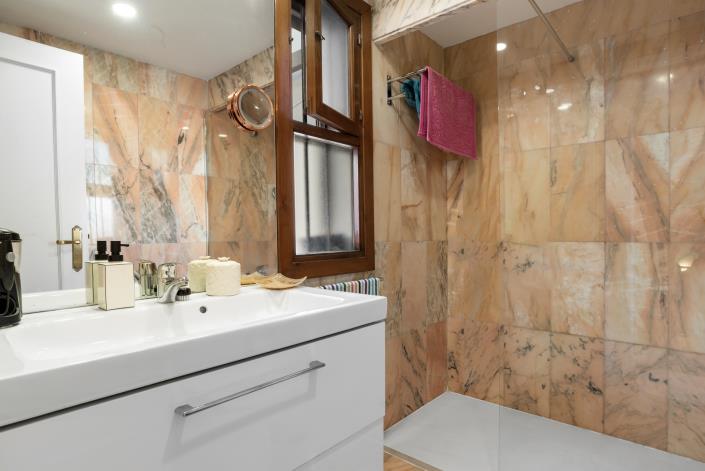 Image No.11-Maison de ville de 3 chambres à vendre à Estepona