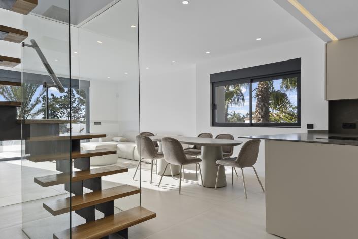 Image No.14-3 Bed Duplex for sale