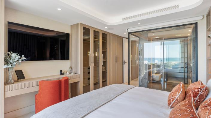 Image No.21-3 Bed Apartment for sale