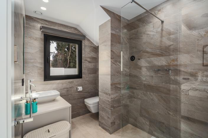 Image No.24-4 Bed Villa for sale