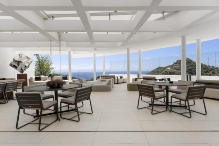 Image No.32-3 Bed Apartment for sale