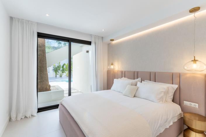 Image No.5-Villa de 4 chambres à vendre à Marbesa