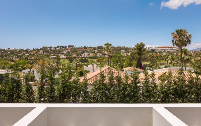 Image No.16-5 Bed Villa for sale