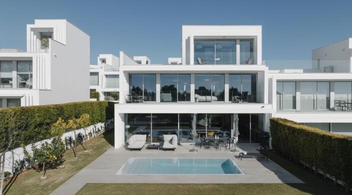 Image No.1-Villa de 5 chambres à vendre à Sotogrande playa