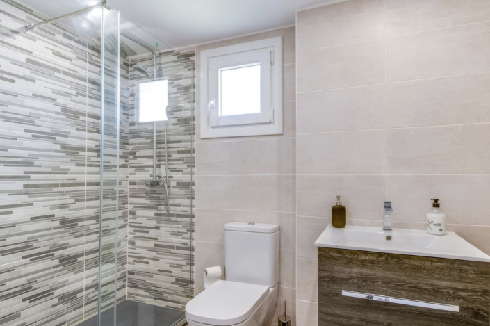 Image No.16-3 Bed Townhouse for sale