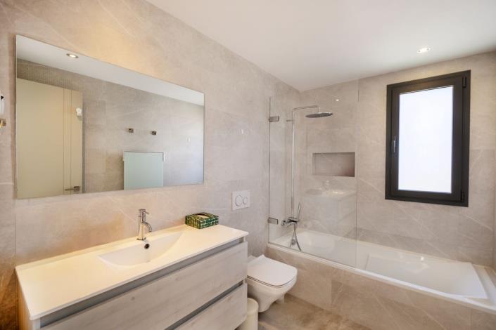 Image No.11-Villa de 5 chambres à vendre à Golden Mile