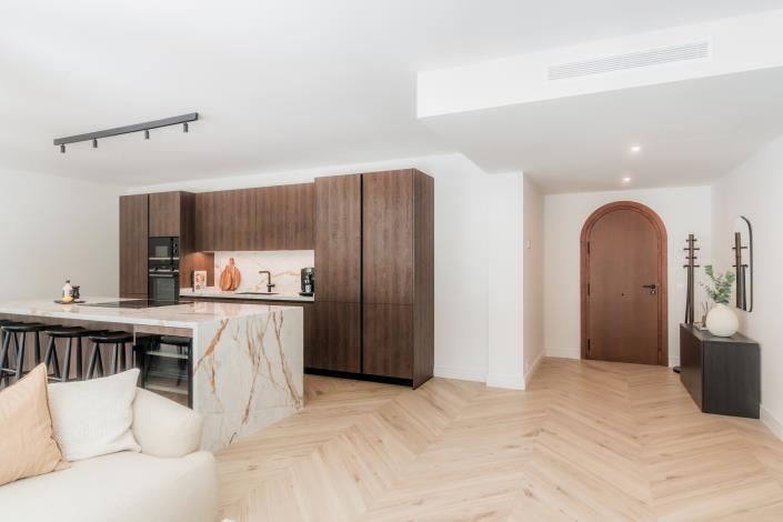 Image No.7-4 Bed Apartment for sale