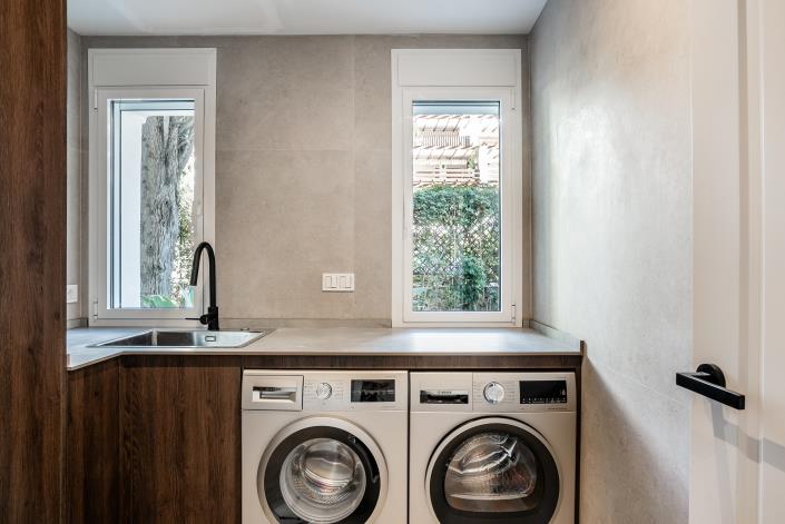 Image No.12-4 Bed Apartment for sale