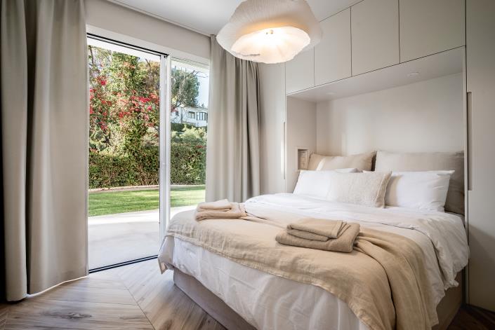 Image No.17-4 Bed Apartment for sale