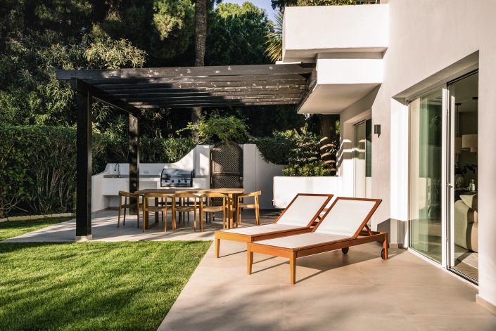 Image No.20-4 Bed Apartment for sale