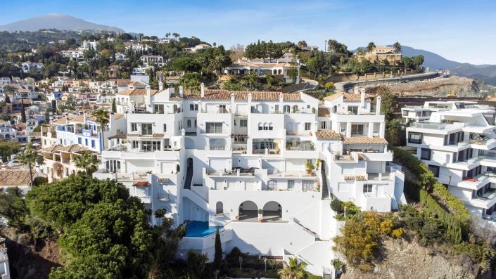 Image No.5-4 Bed Duplex for sale