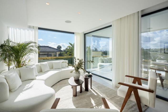 Image No.25-6 Bed Villa for sale