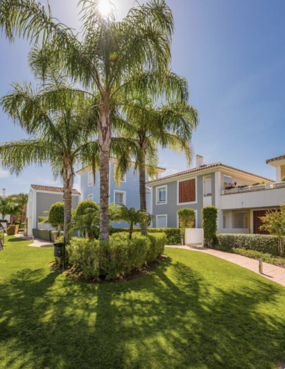 Image No.3-Maison de ville de 3 chambres à vendre à Estepona