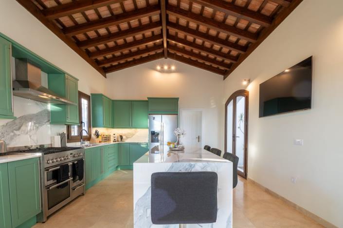 Image No.6-Villa de 4 chambres à vendre à San Roque