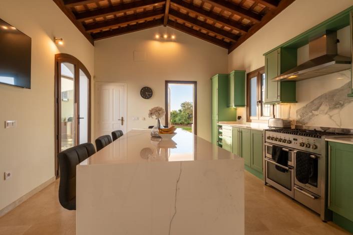 Image No.7-Villa de 4 chambres à vendre à San Roque