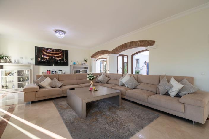 Image No.11-Villa de 4 chambres à vendre à San Roque