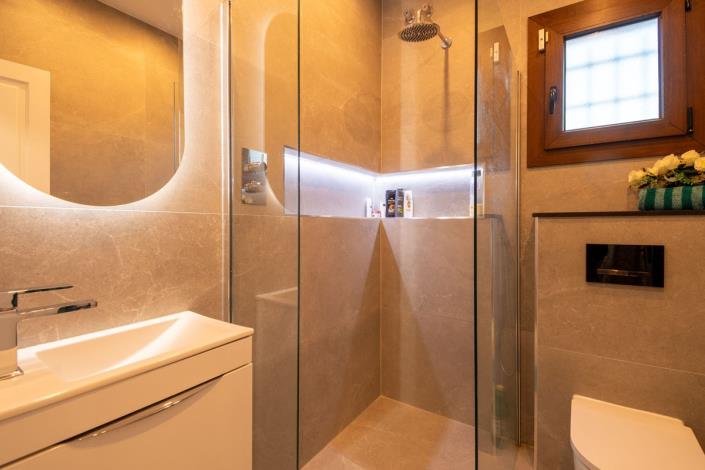 Image No.18-Villa de 4 chambres à vendre à San Roque