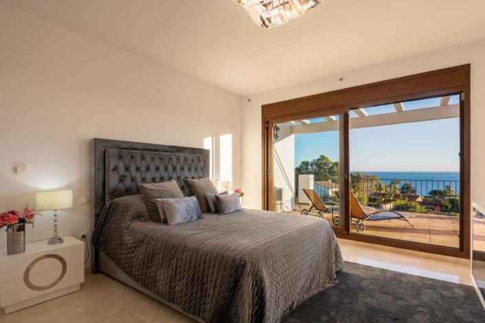 Image No.26-Villa de 4 chambres à vendre à San Roque