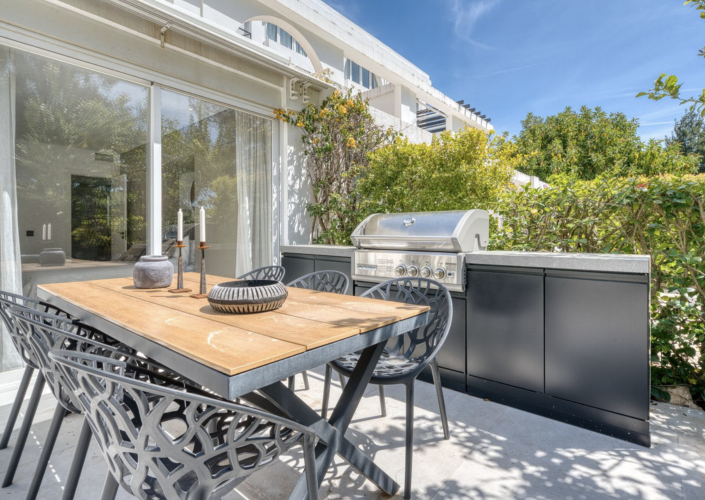 Image No.3-3 Bed Apartment for sale