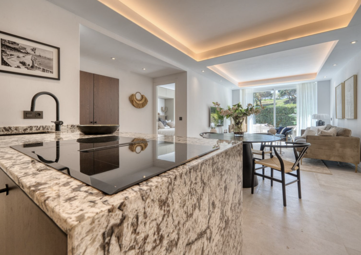 Image No.7-3 Bed Apartment for sale