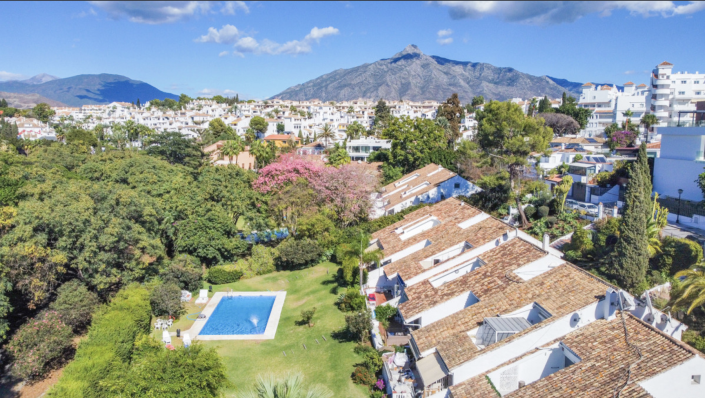 Image No.1-Jumelé de 3 chambres à vendre à Puerto Banus