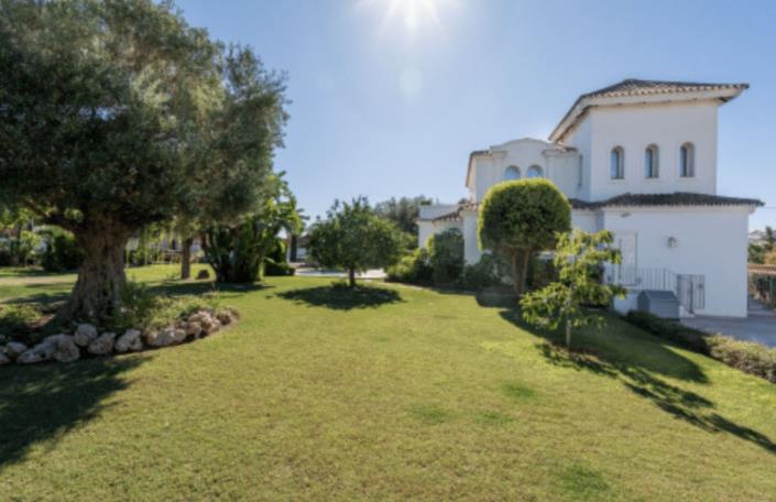 Image No.11-5 Bed Villa for sale