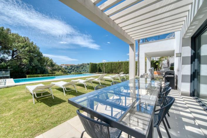 Image No.9-4 Bed Villa for sale