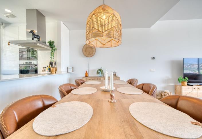 Image No.14-3 Bed Townhouse for sale