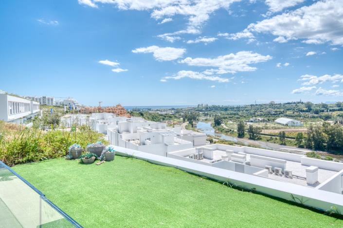 Image No.33-3 Bed Townhouse for sale