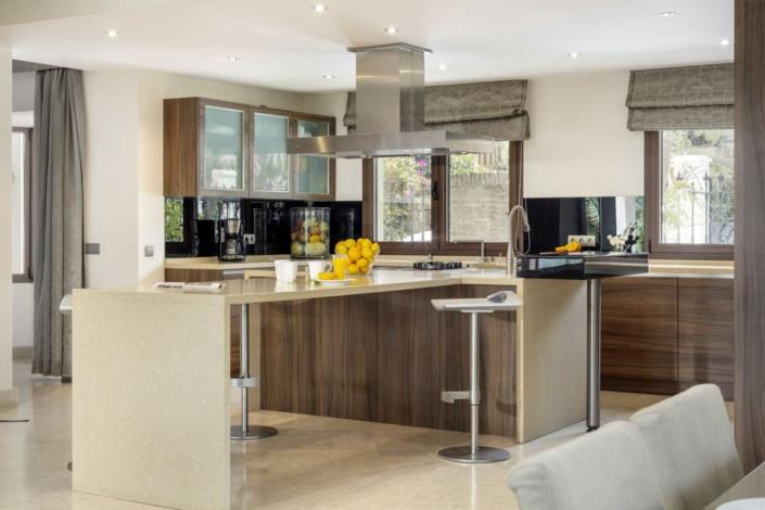 Image No.4-6 Bed Villa for sale