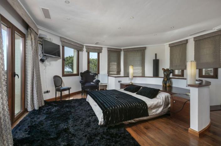 Image No.11-6 Bed Villa for sale