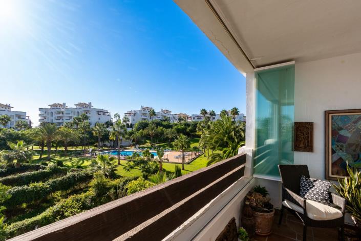 Image No.1-3 Bed Apartment for sale