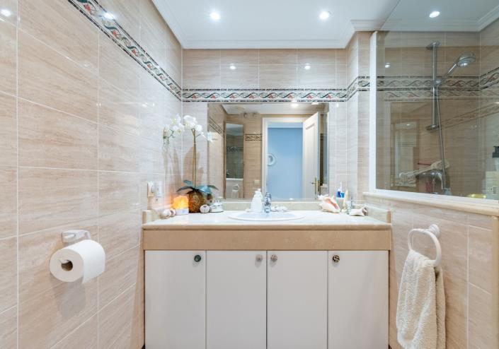 Image No.28-3 Bed Apartment for sale