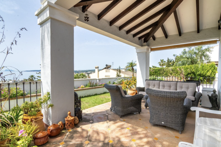 Image No.2-Villa / Détaché de 4 chambres à vendre à Estepona