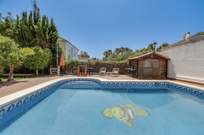 Image No.12-4 Bed Villa / Detached for sale