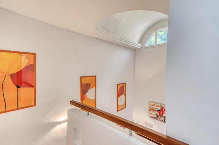 Image No.18-3 Bed Townhouse for sale